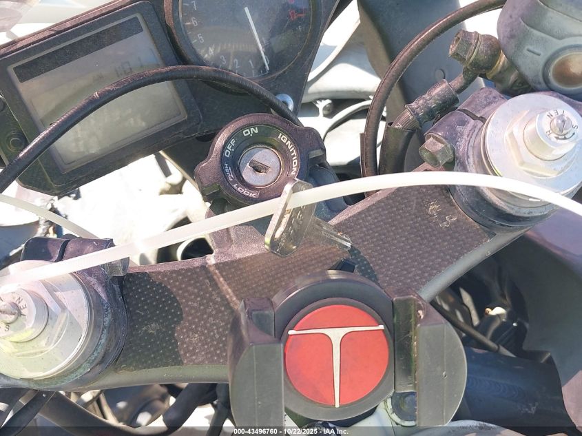 2001 Honda Cbr600 F4 VIN: JH2PC35061M209681 Lot: 43496760