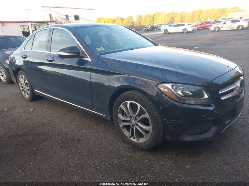 2015 MERCEDES-BENZ C 300 - 55SWF4JB4FU055107