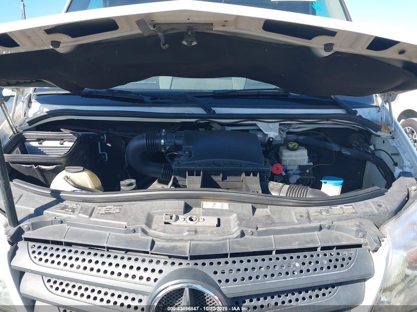 2015 MERCEDES-BENZ SPRINTER 2500 NORMAL ROOF WD3PE7CC1F5947732