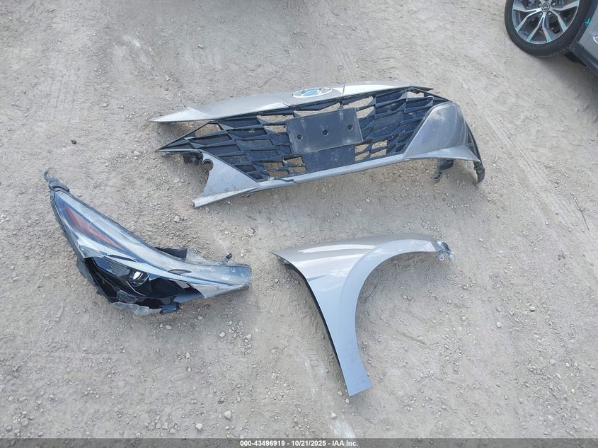 2023 HYUNDAI ELANTRA SEL KMHLS4AG7PU521290