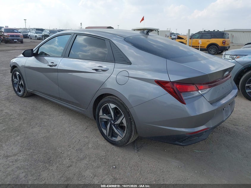 2023 HYUNDAI ELANTRA SEL KMHLS4AG7PU521290
