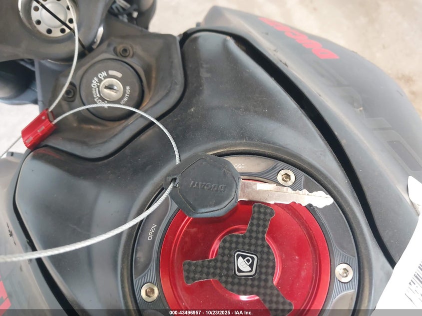 2021 Ducati Monster VIN: ZDMMAMDTXMB001164 Lot: 43496957