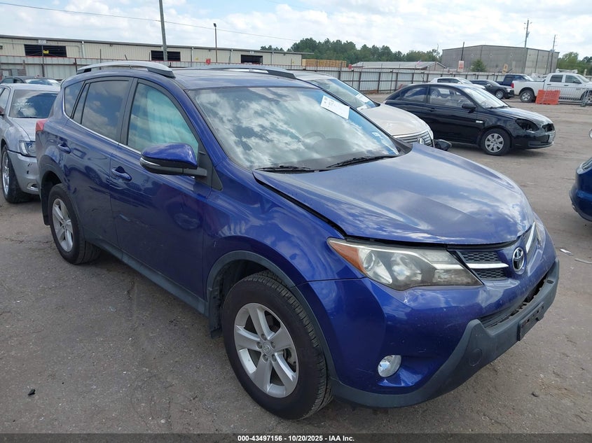 TOYOTA RAV4 XLE