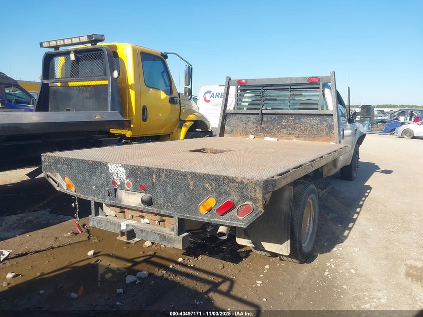 1FDWF36Y88ED85664 2008 FORD F350 photo no. 4