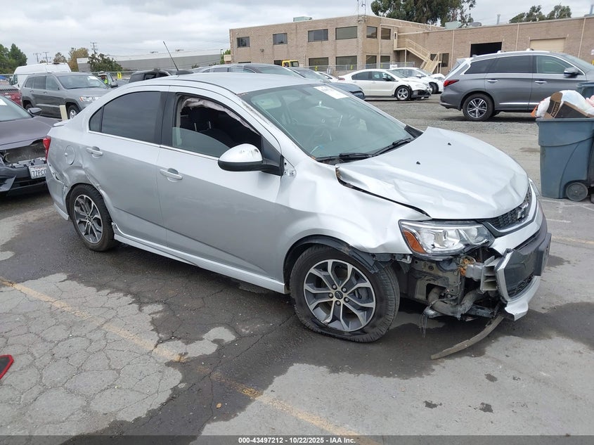 CHEVROLET SONIC FWD LT