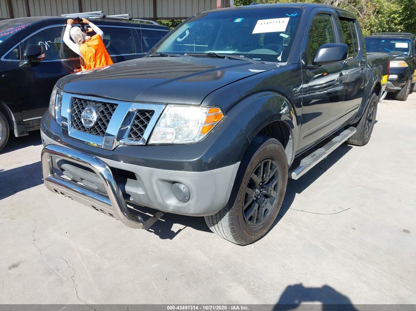 1N6AD0EV7FN706078 2015 NISSAN NAVARA (FRONTIER) photo no. 2