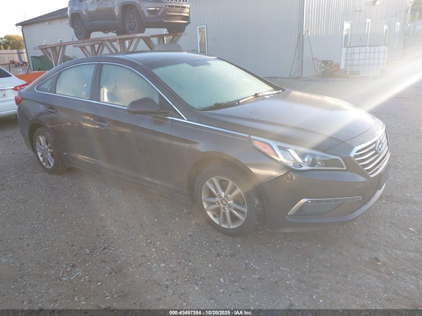 2015 HYUNDAI SONATA SE - 5NPE24AF5FH195969