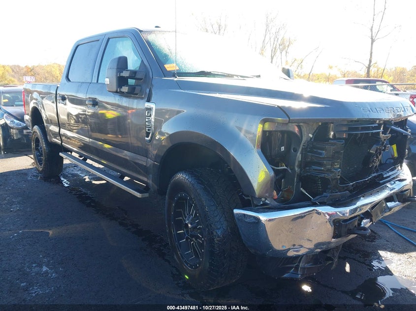 FORD F-250 XLT