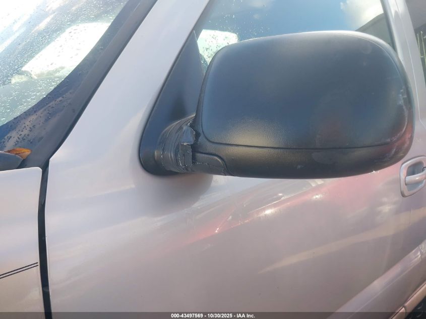 2004 GMC Yukon Xl 1500 Denali VIN: 1GKFK66U94J249791 Lot: 43497569