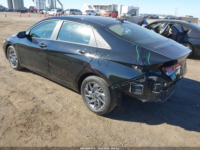2024 HYUNDAI ELANTRA SEL KMHLM4DG8RU775261