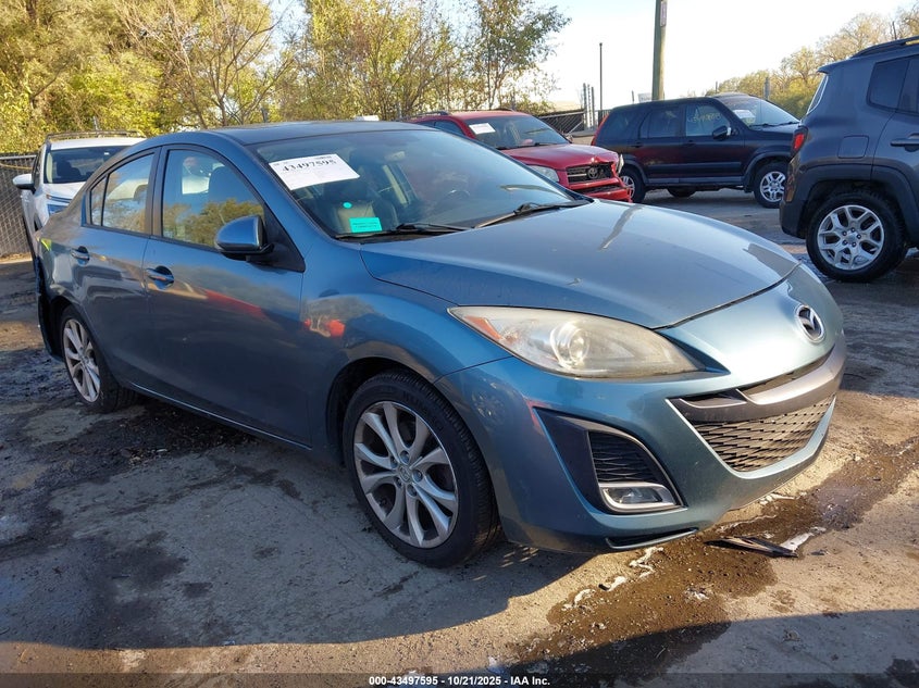 MAZDA 3 S GRAND TOURING