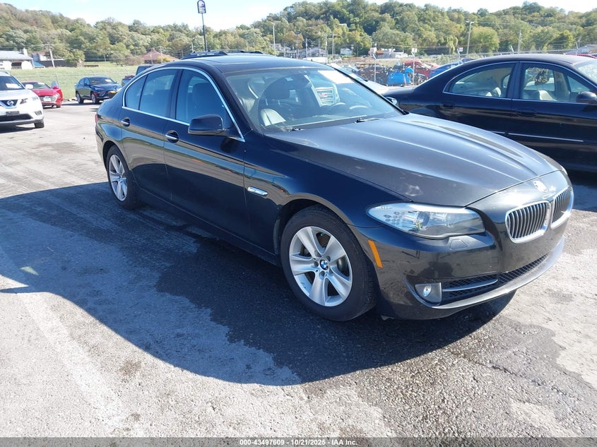 2013 BMW 528I XDRIVE - WBAXH5C59DD111878