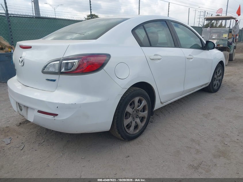 2013 MAZDA MAZDA3 I SPORT JM1BL1U72D1830167