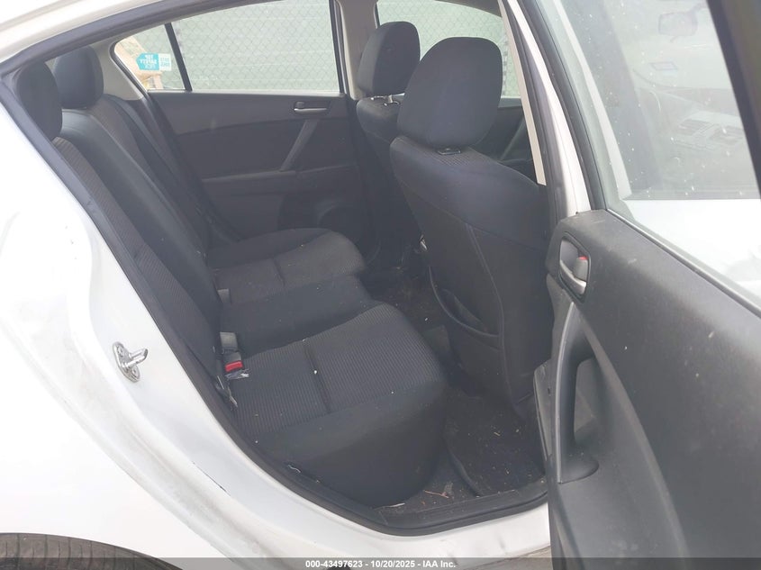 2013 MAZDA MAZDA3 I SPORT JM1BL1U72D1830167