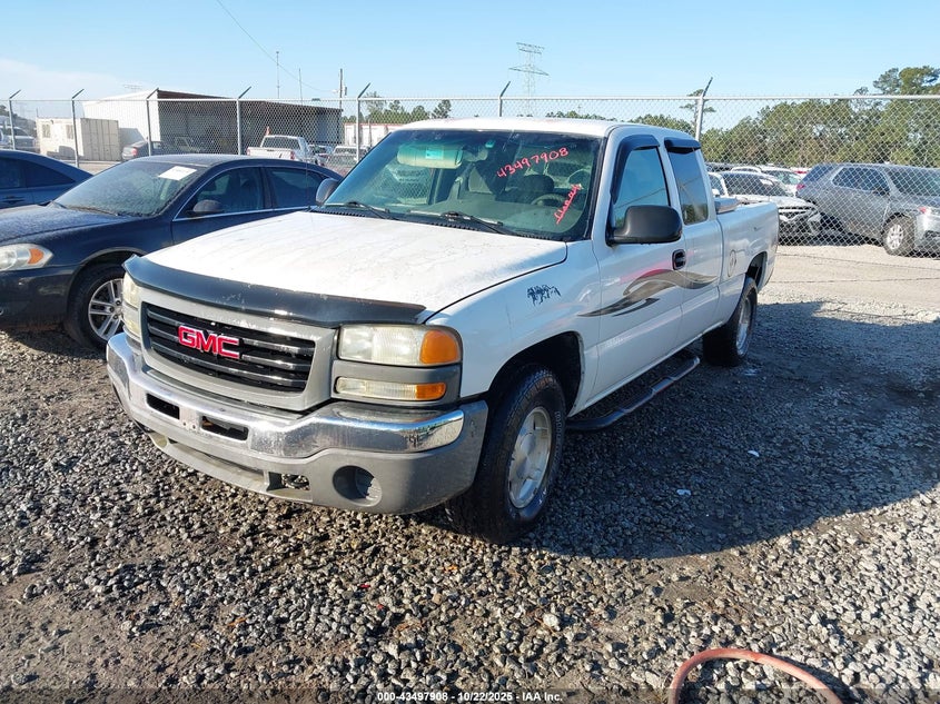 2GTEK19TX31326108 2003 GMC SIERRA photo no. 2