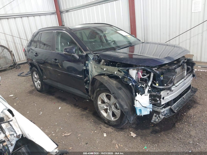 2021 TOYOTA RAV4 HYBRID XLE - 4T3R6RFV7MU009101