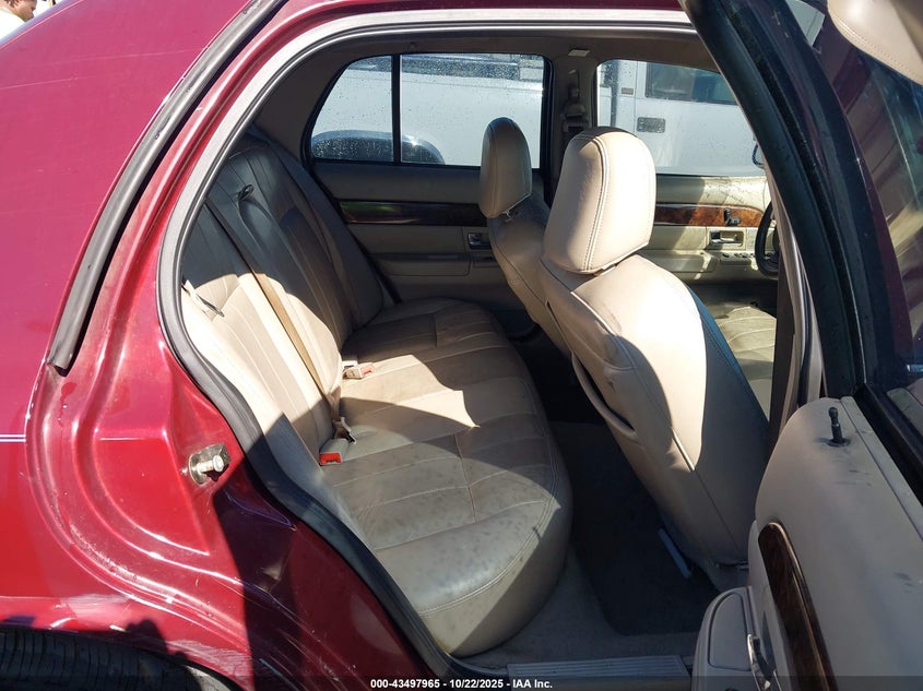 2MEFM75V37X637485 2007 MERCURY GRAND MARQUIS photo no. 8