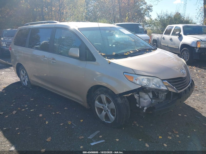 5TDKK3DC7BS055845 2011 Toyota Sienna Le V6 auction photo 1
