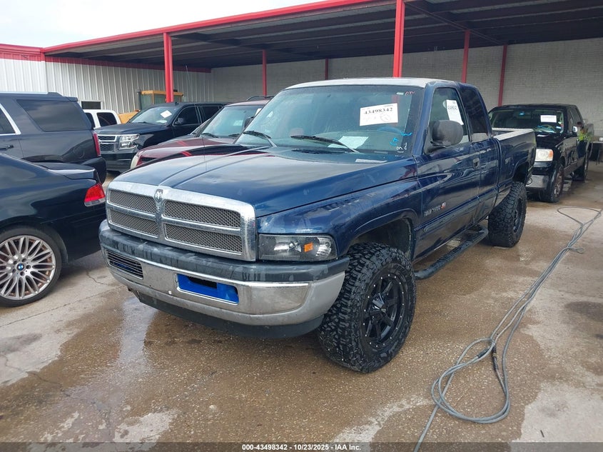 3B7HF13Z71G236899 2001 DODGE RAM photo no. 2