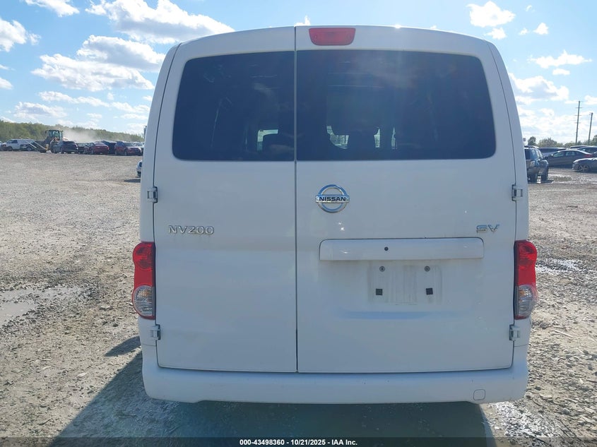 2016 NISSAN NV200 auction photo 6