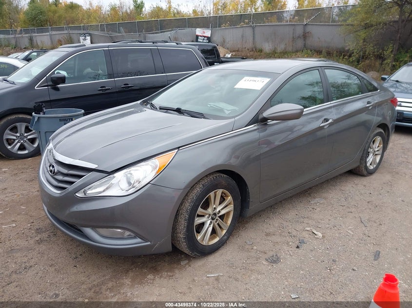2013 HYUNDAI SONATA GLS 5NPEB4AC2DH686311