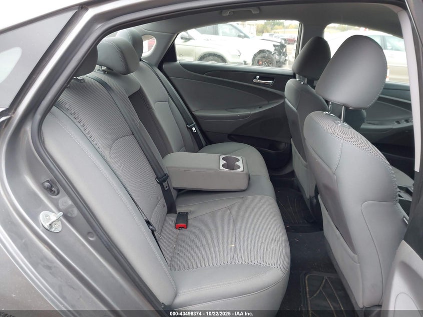 2013 HYUNDAI SONATA GLS 5NPEB4AC2DH686311