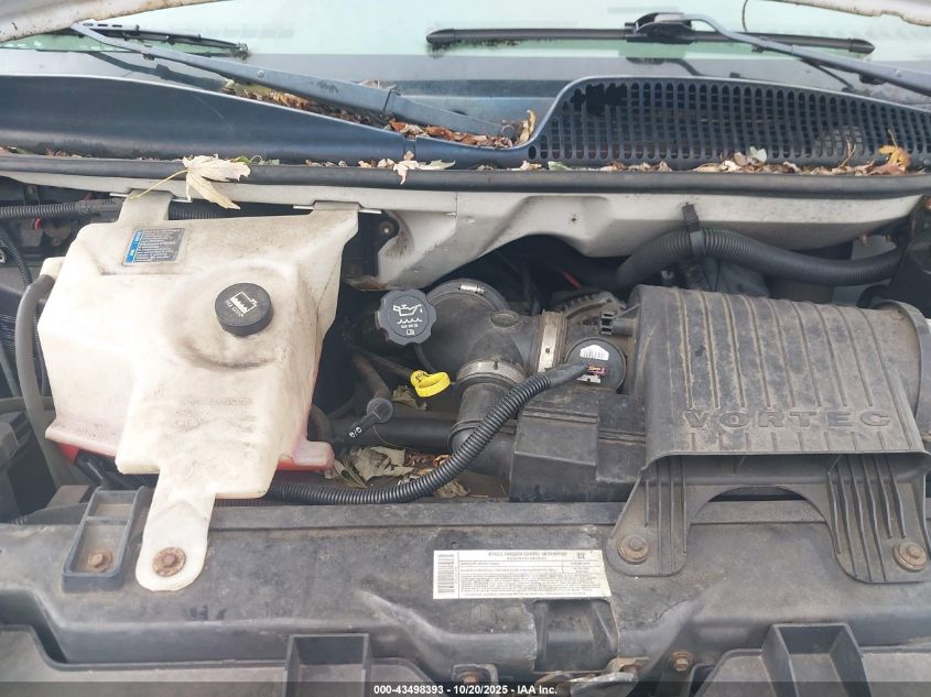 2005 Chevrolet Express Cutaway Base W/C7L/C7N VIN: 1GBJG31U251166819 Lot: 43498393