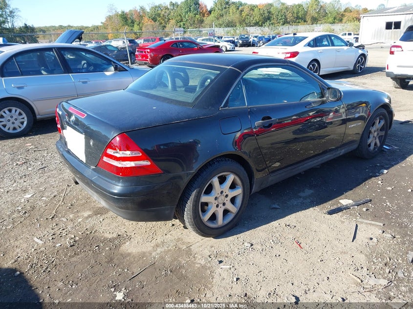 WDBKK47F1WF010349 1998 MERCEDES-BENZ SLK-KLASSE photo no. 4