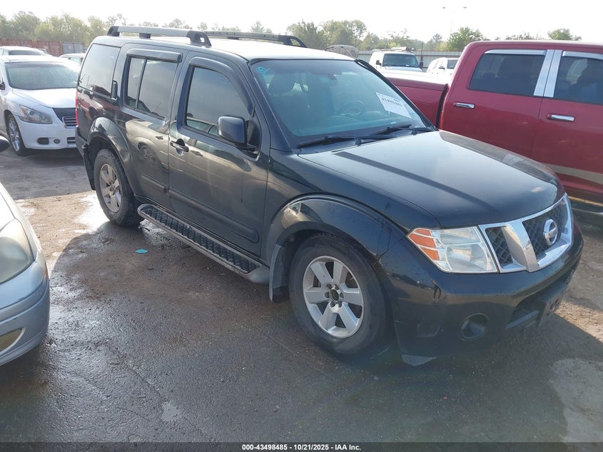 NISSAN PATHFINDER SV