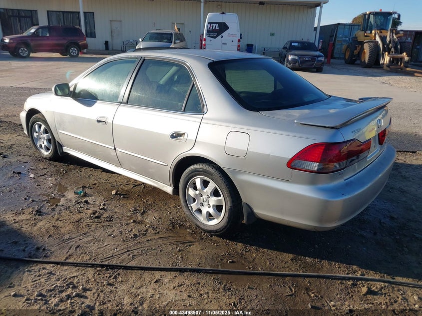 JHMCG56672C013703 2002 HONDA ACCORD photo no. 3