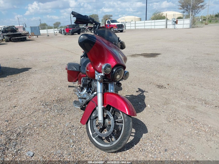 1HD1KB410AB617576 2010 HARLEY-DAVIDSON STREET GLIDE photo no. 5