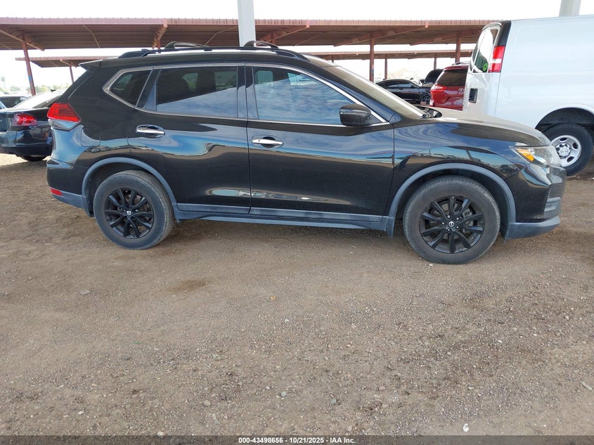 VIN 5N1AT2MT7HC865923 2017 NISSAN ROGUE SV