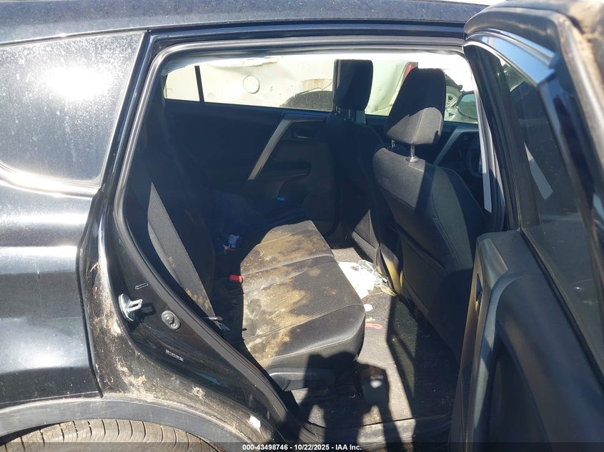 2013 TOYOTA RAV4 XLE 2T3WFREV2DW016543