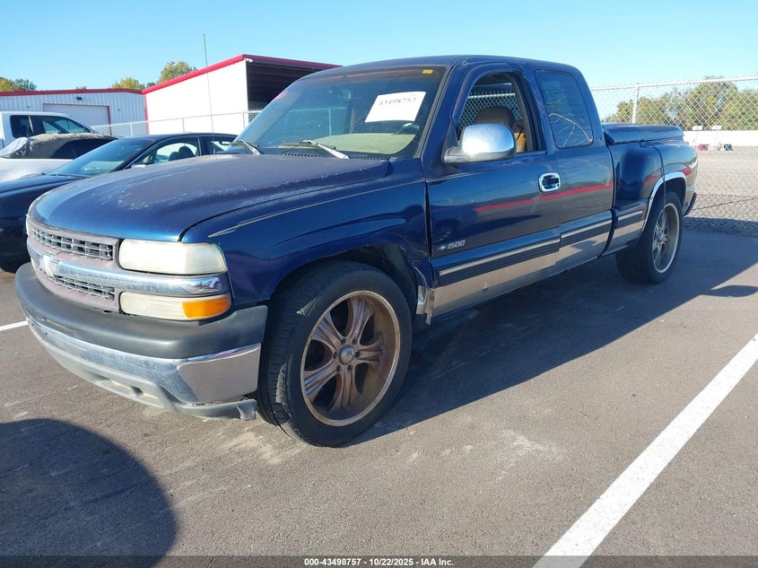 2GCEC19T2X1204782 1999 CHEVROLET SILVERADO photo no. 2