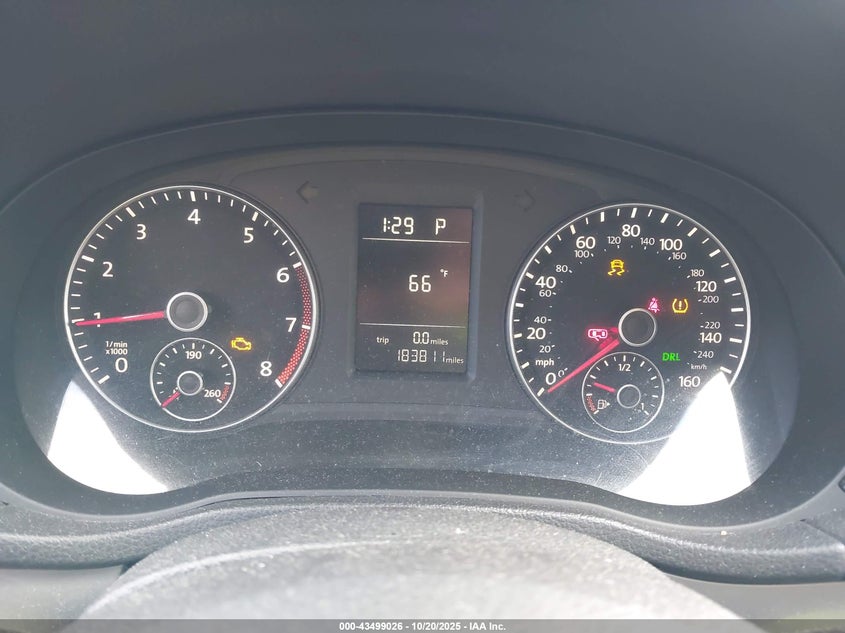 2015 VOLKSWAGEN PASSAT 1.8T LIMITED EDITION 1VWAT7A38FC102809