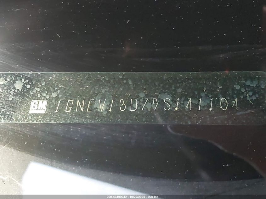 2009 Chevrolet Traverse Ls VIN: 1GNEV13D79S141104 Lot: 43499042