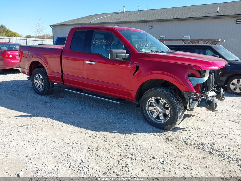 FORD F-150 XLT