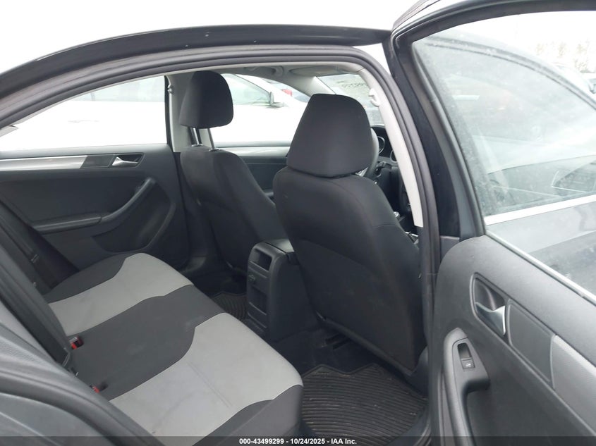 2017 VOLKSWAGEN JETTA 1.4T S 3VW167AJ7HM317833