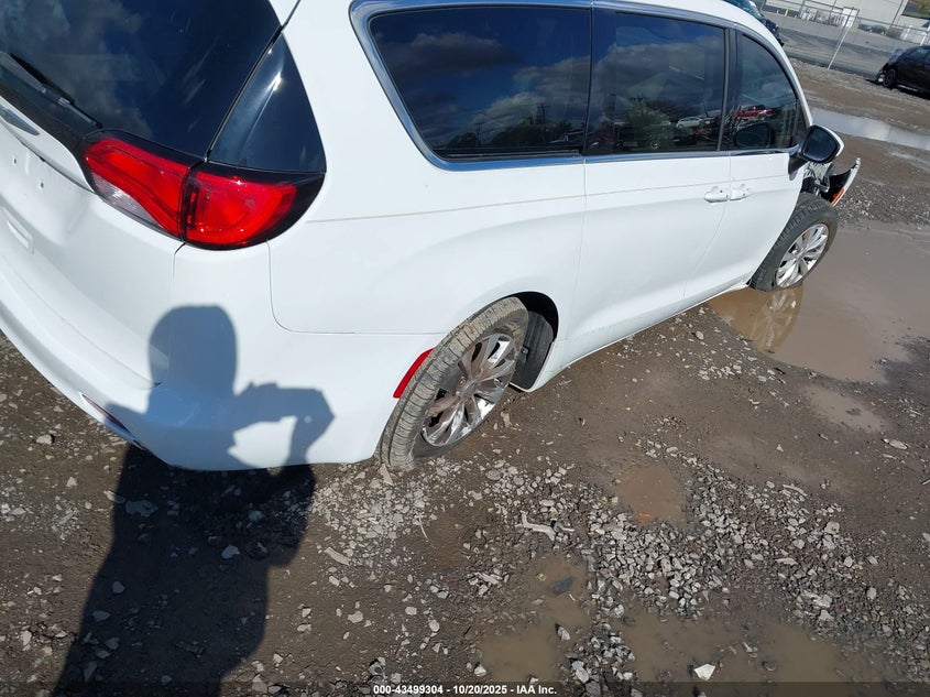 2C4RC1DG9HR518976 2017 CHRYSLER PACIFICA photo no. 4