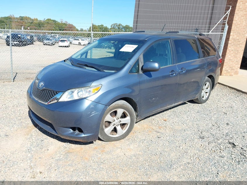 2015 TOYOTA SIENNA LE 8 PASSENGER 5TDKK3DC4FS574213