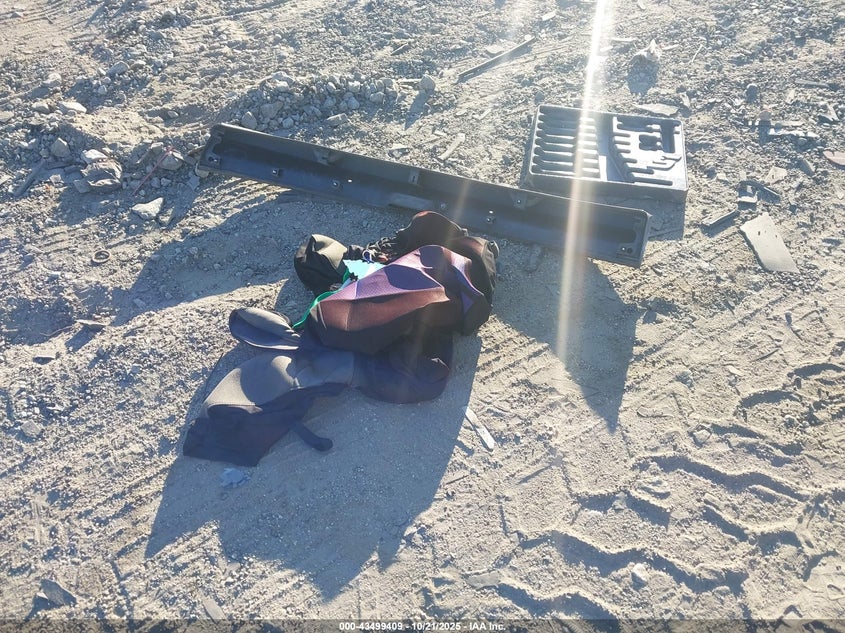 2007 Honda Cr-V Ex VIN: JHLRE38557C000615 Lot: 43499409