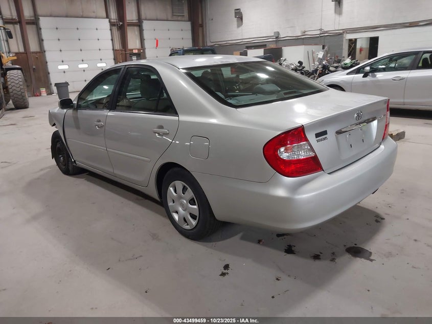 4T1BE32K24U884141 2004 TOYOTA CAMRY photo no. 3