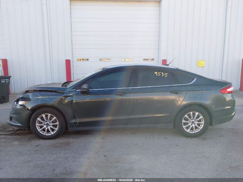 2015 Ford Fusion S VIN: 3FA6P0G70FR135373 Lot: 43499535