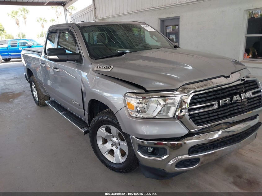 RAM 1500 BIG HORN 4X2 6 4 BOX