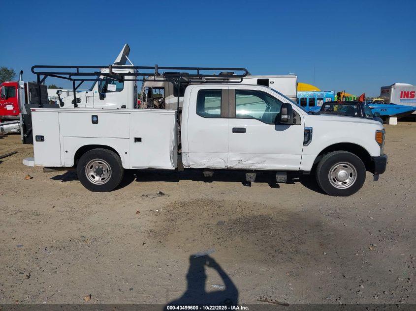 2017 Ford F-350 Xl VIN: 1FD8X3A64HEC33019 Lot: 43499600