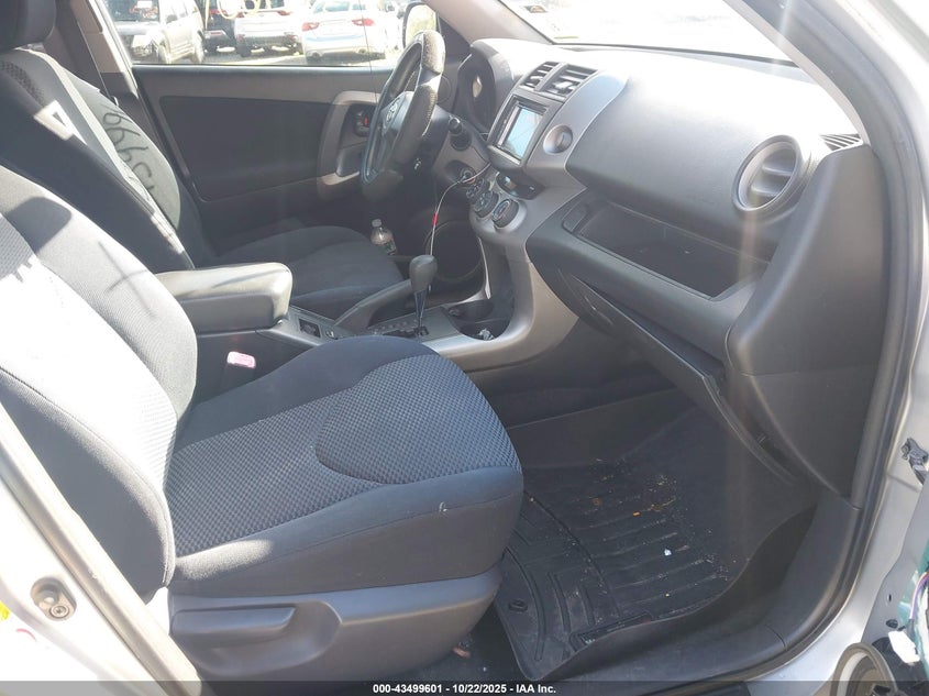 JTMBD32V186073572 2008 TOYOTA RAV 4 photo no. 5