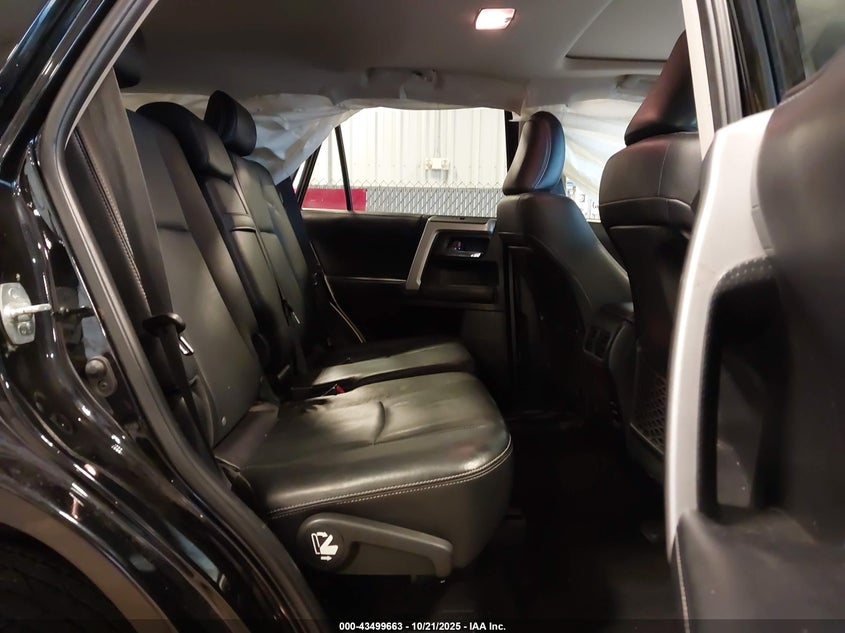 2018 TOYOTA 4RUNNER LIMITED JTEBU5JR9J5605173