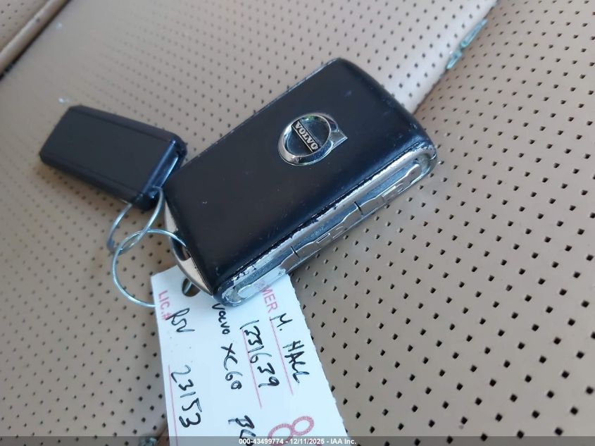 2021 Volvo Xc60 T5 Inscription VIN: YV4102RL5M1759821 Lot: 43499774