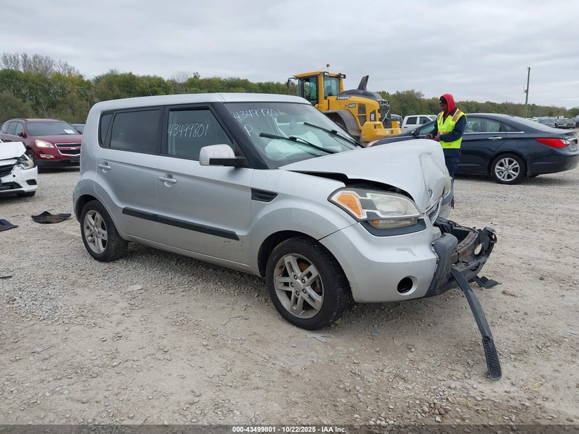 KIA SOUL +