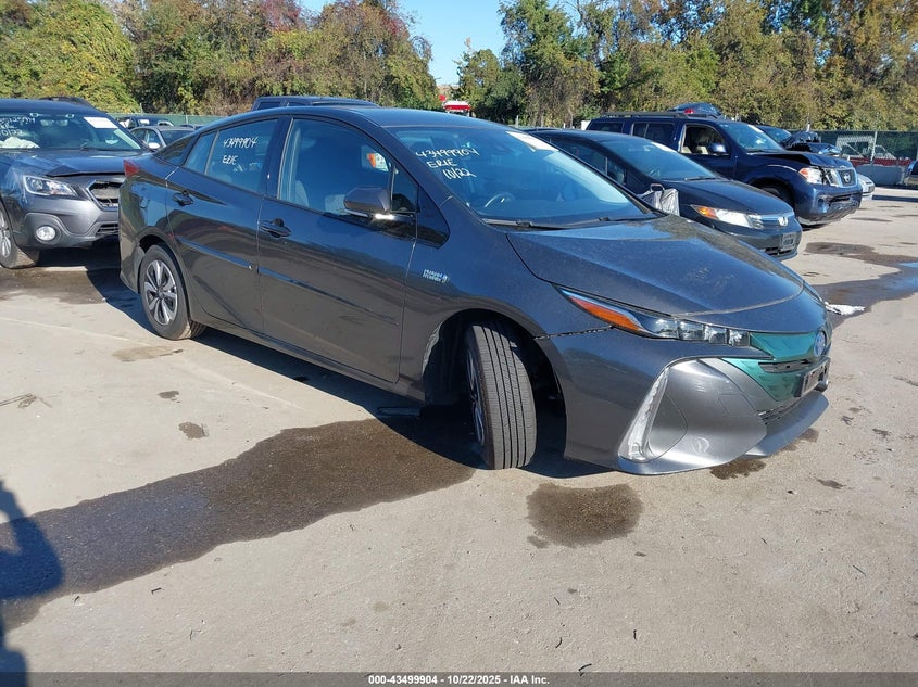 TOYOTA PRIUS PRIME PLUS